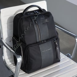 Рюкзак для ноутбука 15,6″ Piquadro BAGMOTIC (BM) Black CA4439BR2BM_N