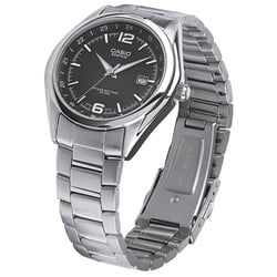 Мужские часы Casio EDIFICE EF-121D-1AVEG