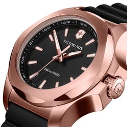 Женские часы Victorinox Swiss Army I.N.O.X. V V241808
