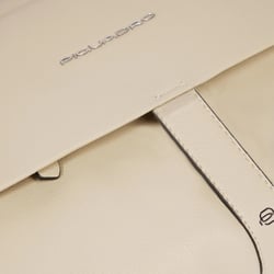 Сумка для ноутбука 14″ Piquadro THAN (S135) Sand CA6698S135_BE
