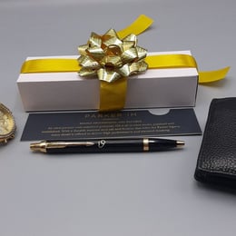 Ручка шариковая Parker IM LOVE Black GT BP Сердечки