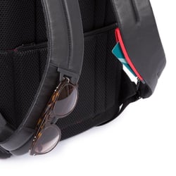 Рюкзак для ноутбука 15,6″ Piquadro URBAN Grey-Black CA4532UB00L_GRN