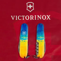Швейцарський складаний ніж Victorinox SPARTAN UKRAINE 1.3603.7.T3100p