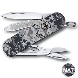 Складной нож 58 мм Victorinox CLASSIC SD ARMY Пиксель синий 0.6223.3.W3942pw