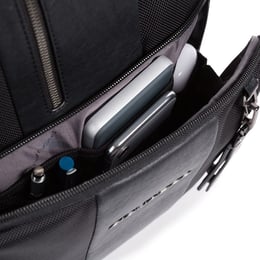 Рюкзак для ноутбука 15,6″ Piquadro BAGMOTIC (BM) Black CA4439BR2BM_N