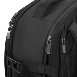Дорожный рюкзак для ноутбука 15,6″ Victorinox Travel CROSSLIGHT/Black 612423