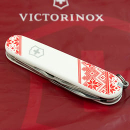 Швейцарский складной нож 91мм Victorinox CLIMBER UKRAINE 1.3703.7_T0051r