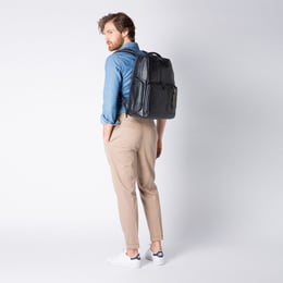 Рюкзак для ноутбука 15,6″ Piquadro URBAN Grey-Black CA4532UB00_GRN