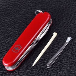 Швейцарський складаний ніж 84мм Victorinox SPORTSMAN 0.3803.B1