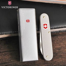 Швейцарський складаний ніж 84мм Victorinox CADET 0.2601.26