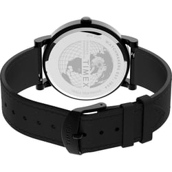 Чоловічий годинник Timex ORIGINALS Oversized Tx2u05700