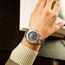 Жіночий годинник Tissot PR100 Sport Chic T101.910.11.121.00