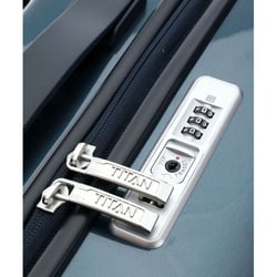Чемодан Titan SPOTLIGHT FLASH/North Sea Ti831405-22 (Средний)